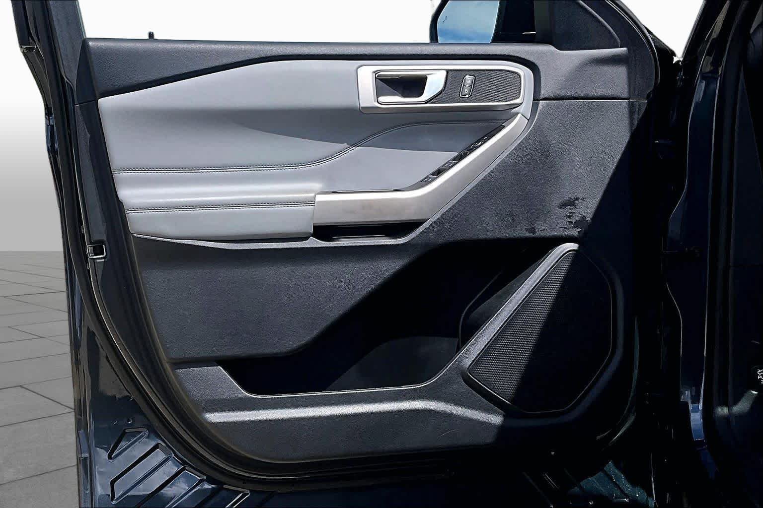 Used 2022 Stone Blue Metallic Ford XLT image 21