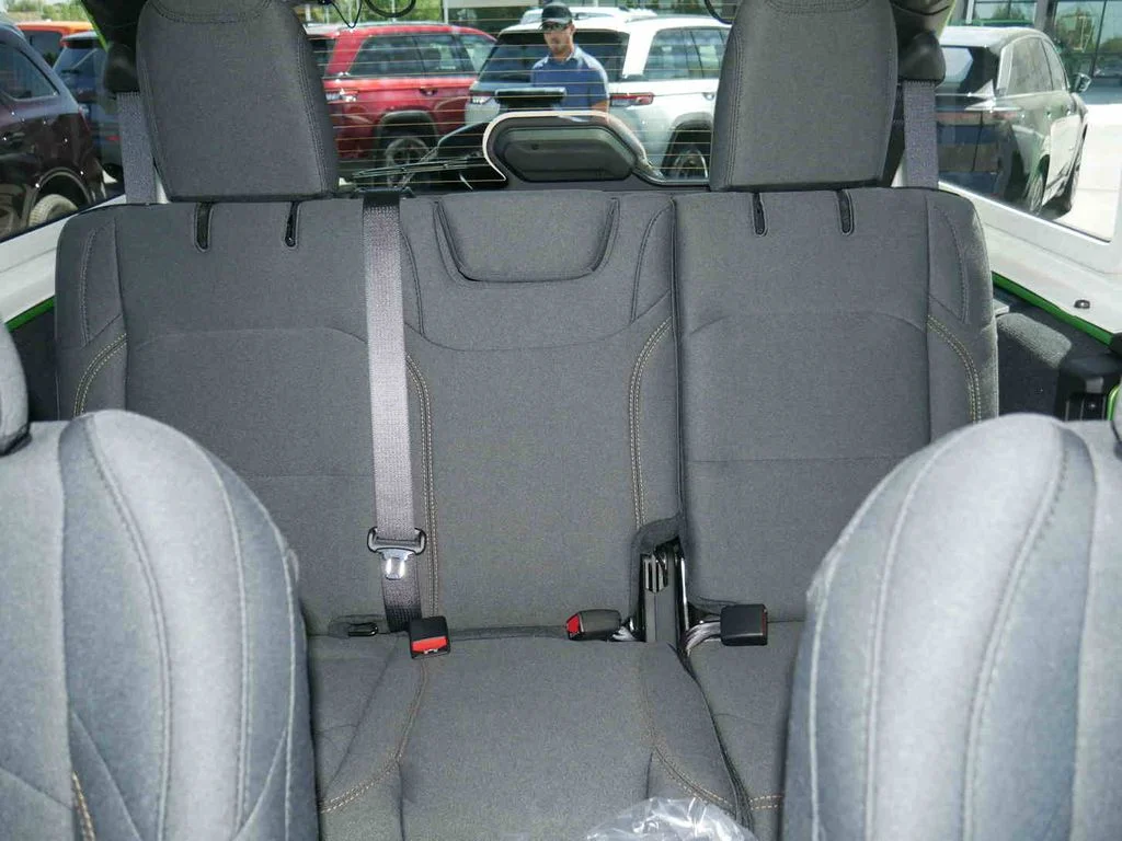 2025 Jeep Wrangler 4-Door Sport S - Photo 40