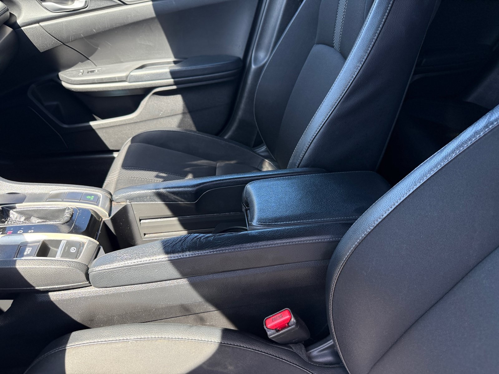 Certified Used 2019 White / Black Honda Sport image 14