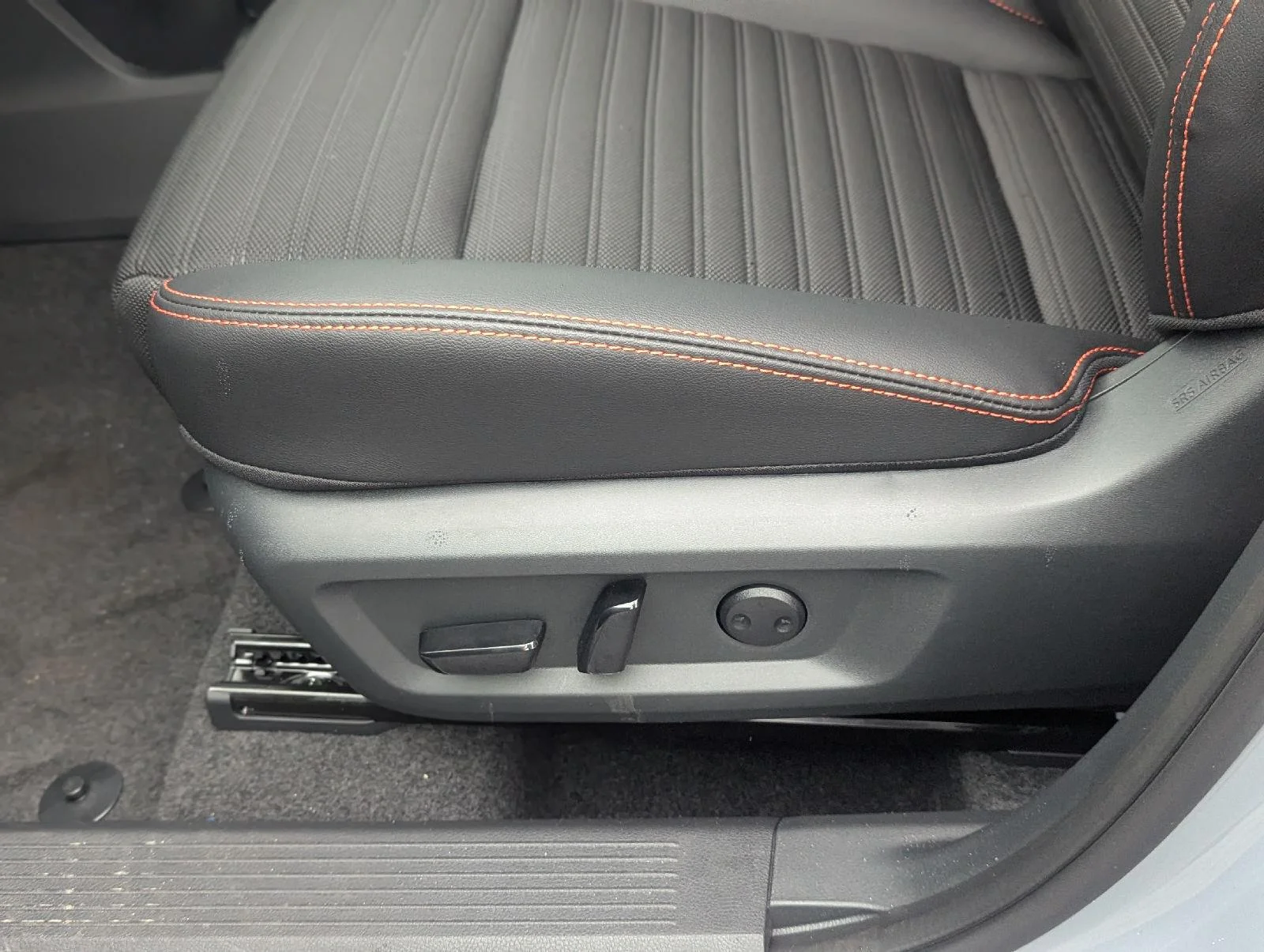 New 2026 Boulder Gray Pearl Nissan Rock Creek image 31
