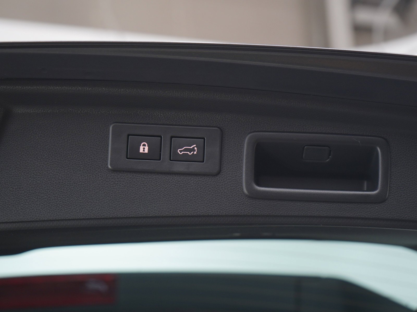 Used 2023 Magnetite Gray Metallic Subaru Touring image 11