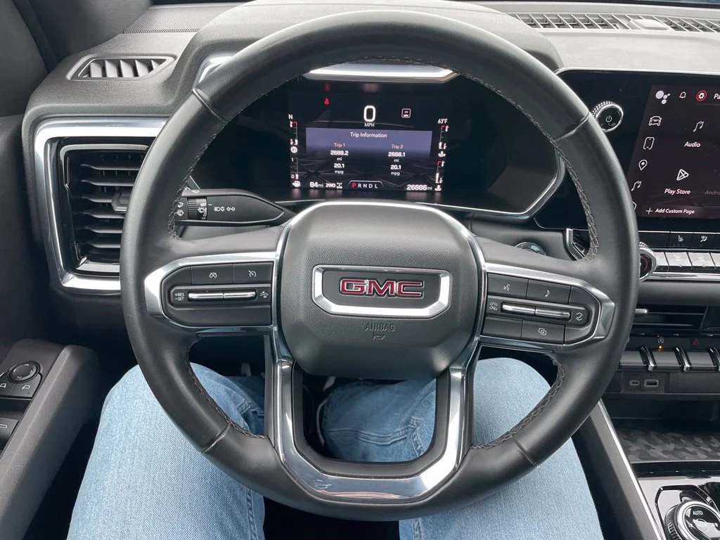 Used 2023 Blue Metallic GMC Elevation image 21