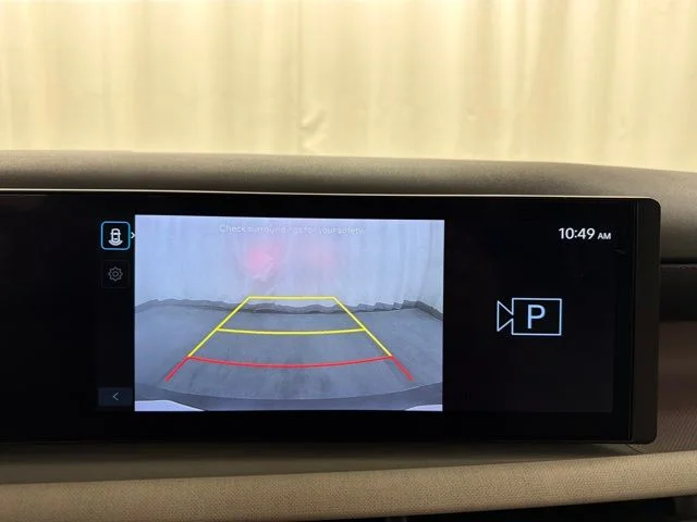 Used 2025 Gray Hyundai SEL Convenience image 15