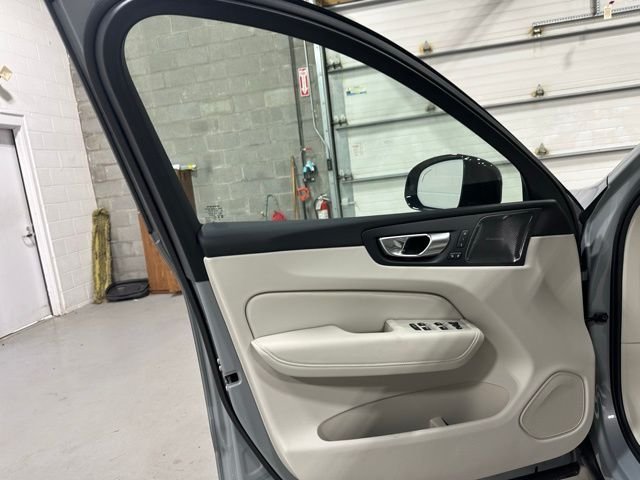 New 2026 Vapour Grey Volvo Ultra image 11