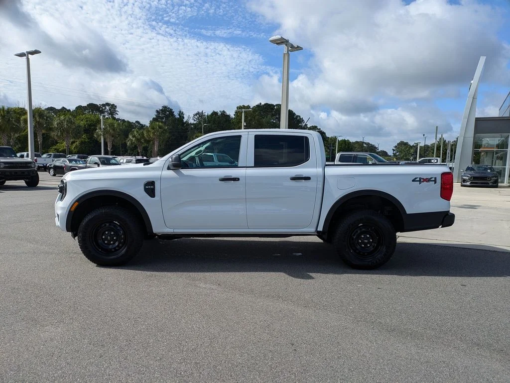 New 2026 Oxford White Ford XL image 7
