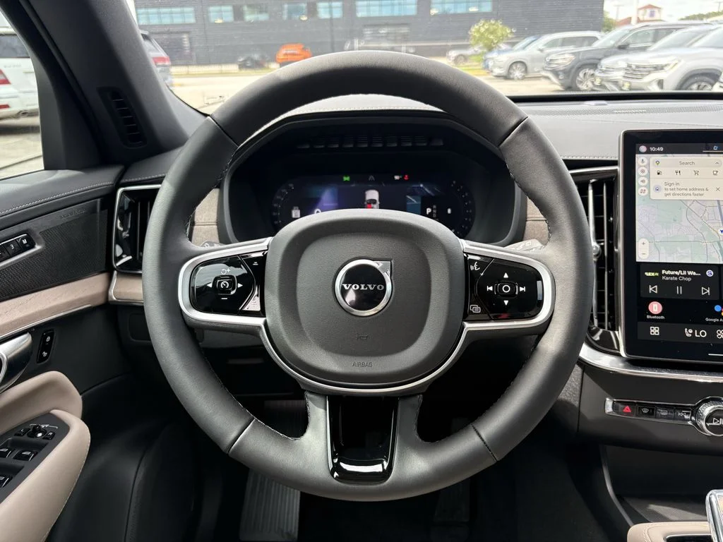 2026 Volvo XC90 Plus - Photo 11
