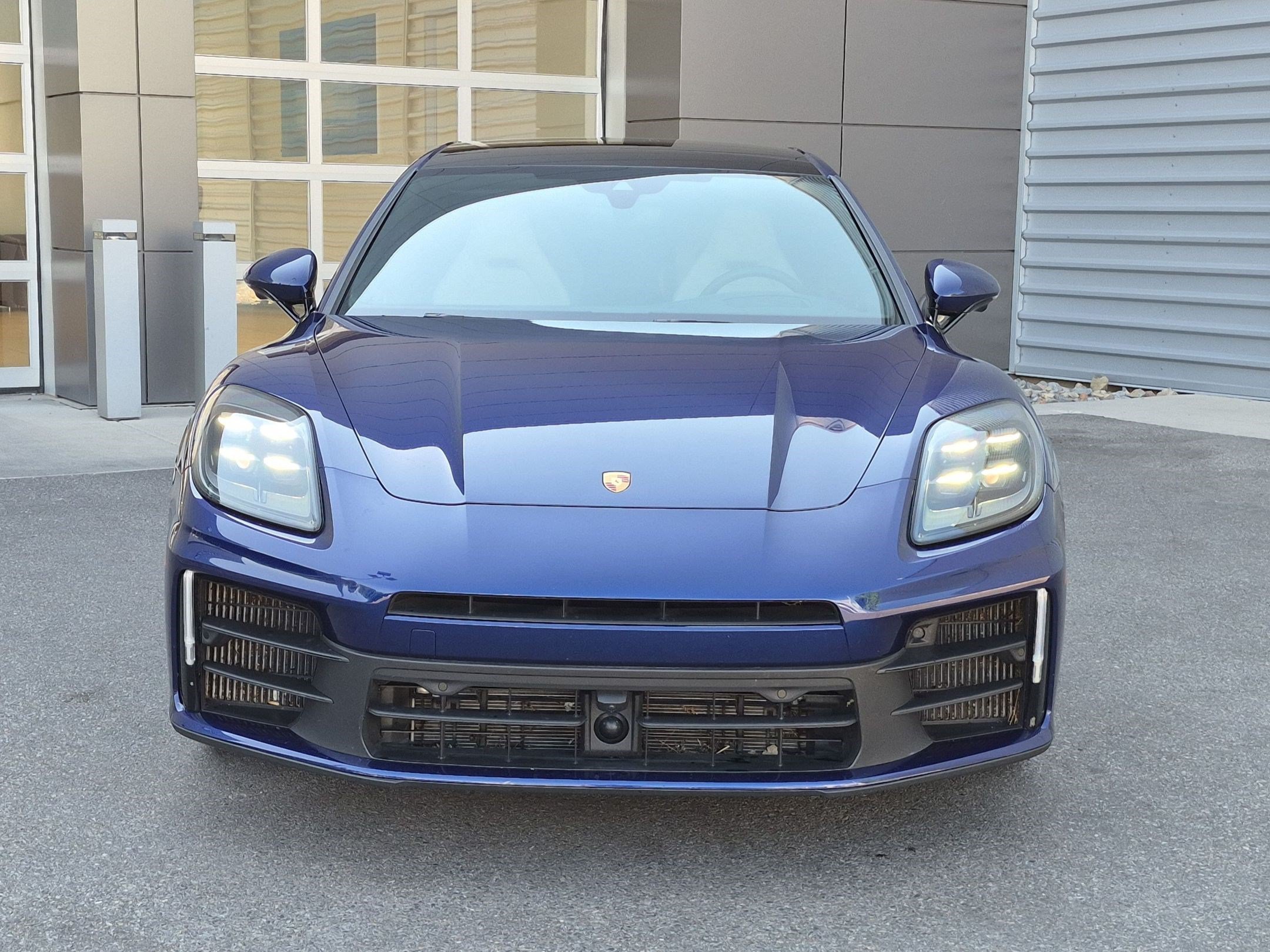 Used 2024 Blue Porsche AWD image 9