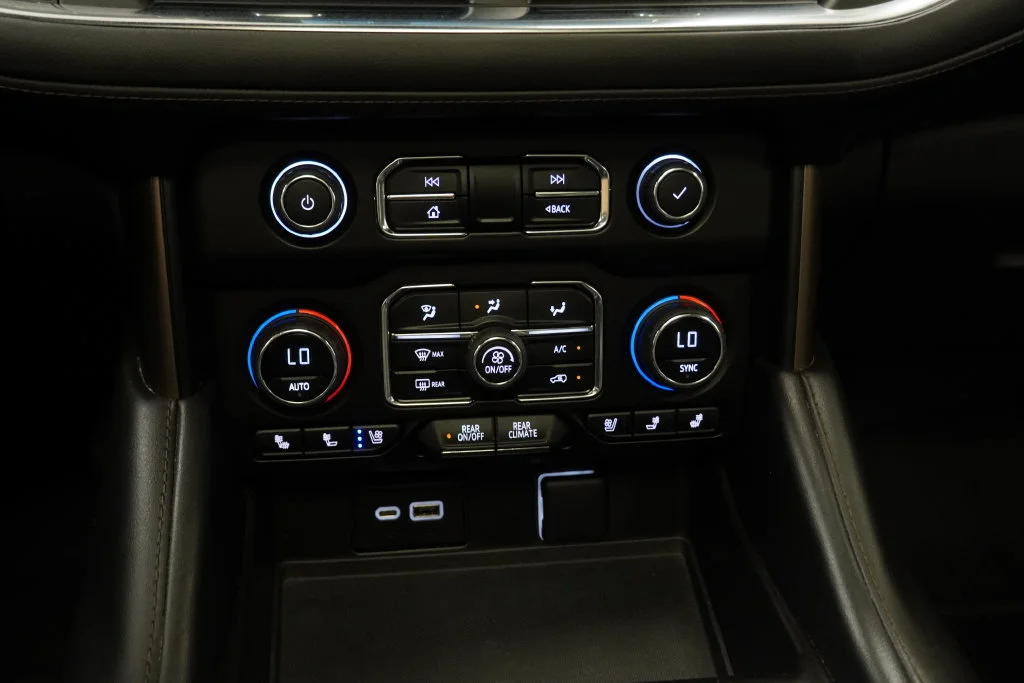2023 Chevrolet Suburban High Country - Photo 22