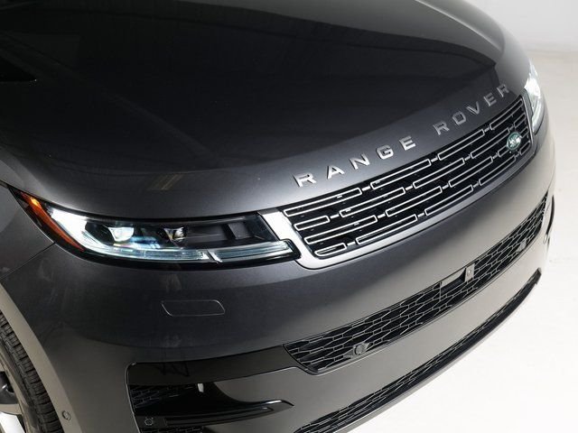 New 2026 Carpathian Grey Land Rover SE image 29