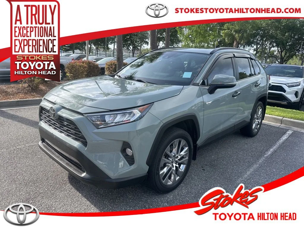 2020 Toyota RAV4 XLE Premium FWD's photo