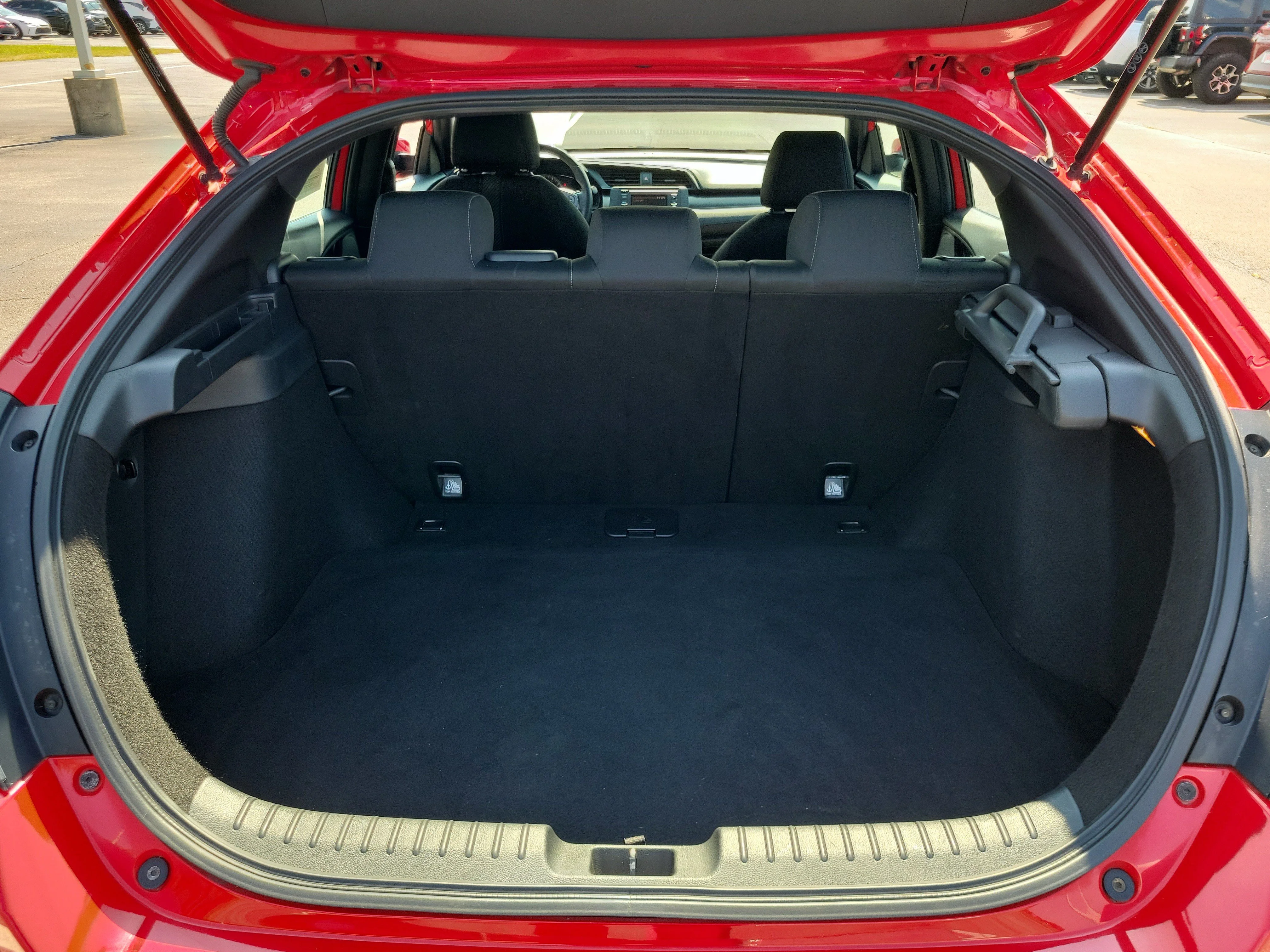 Used 2017 Rallye Red Honda Sport image 8