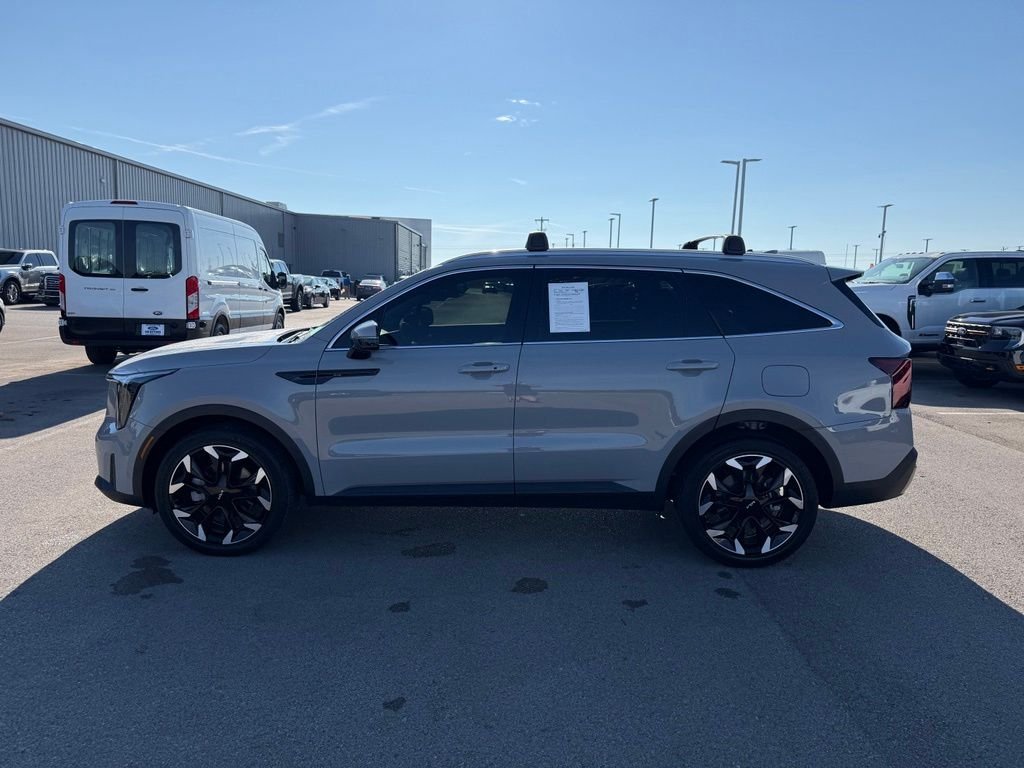 Used 2025 Gray Kia EX image 39