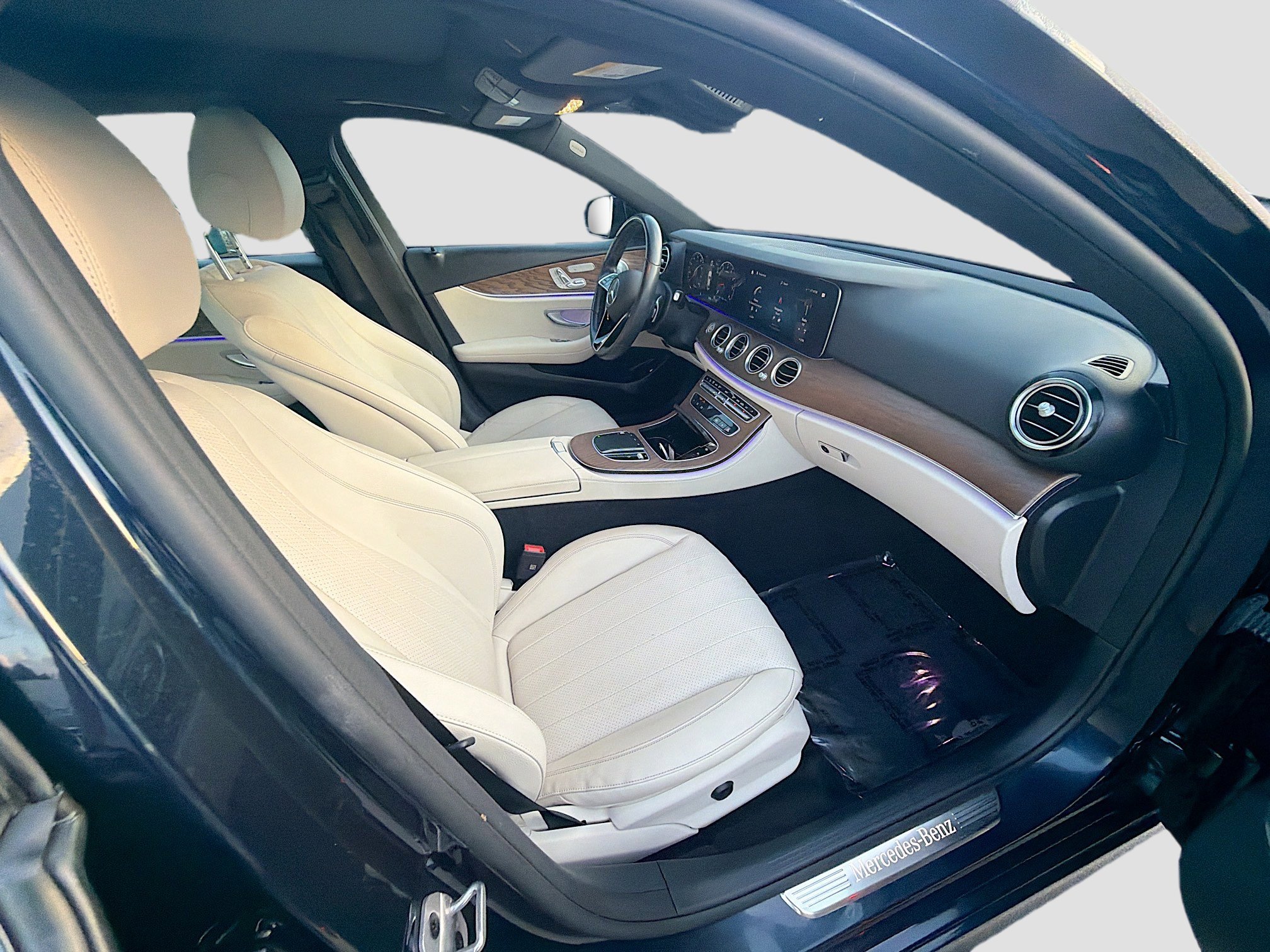 2023 Mercedes-Benz E-Class E450 - Photo 30