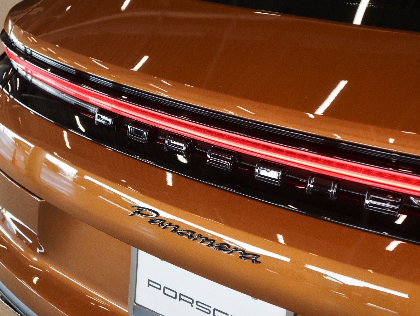 Used 2025 Madeira Gold Me Porsche  image 27