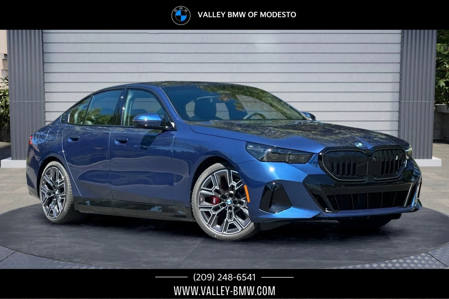 New 2027 Blue BMW eDrive40 image 1