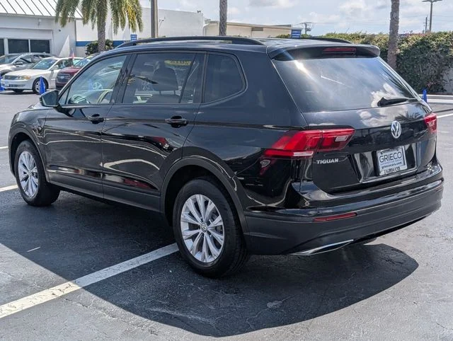 Used 2018 Black Volkswagen 2.0T S image 5
