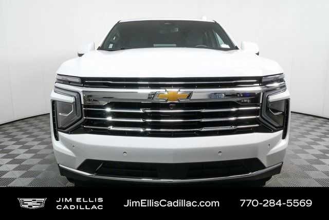 Used 2025 Summit White Chevrolet LT image 33