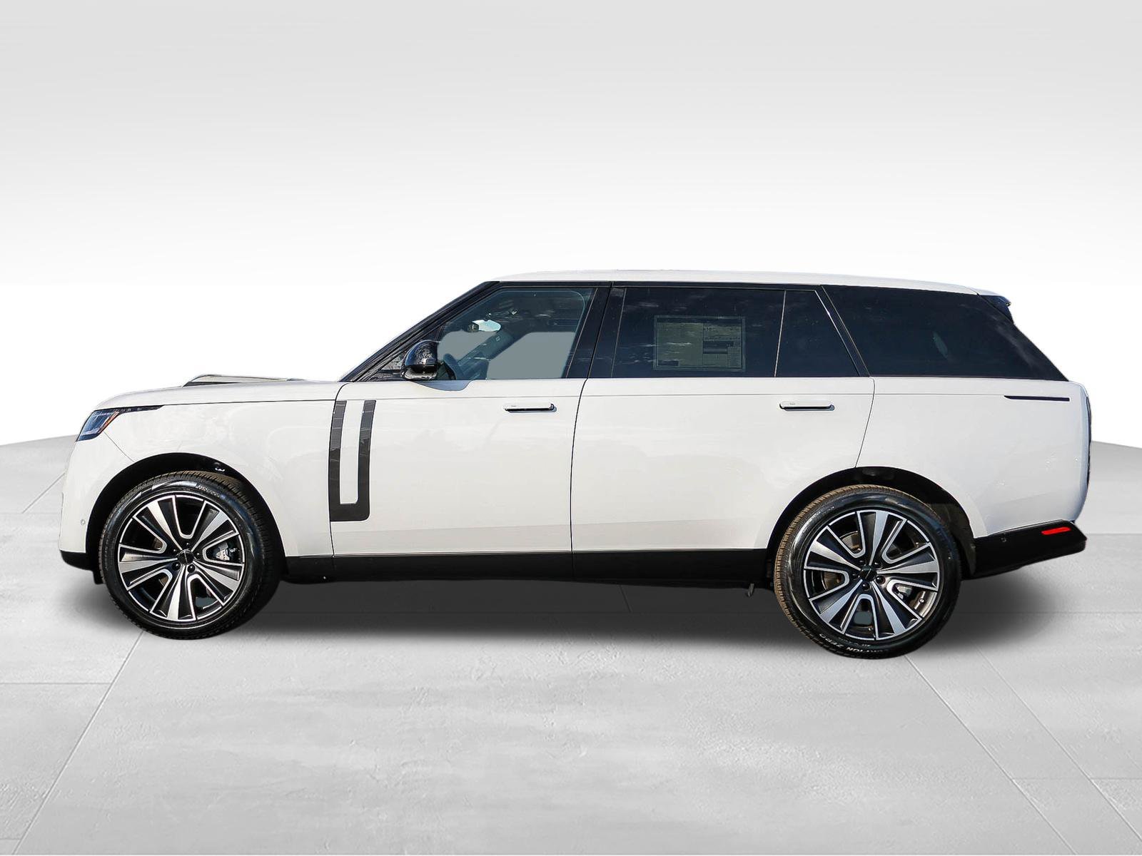 New 2026 Fuji White Land Rover SE image 8