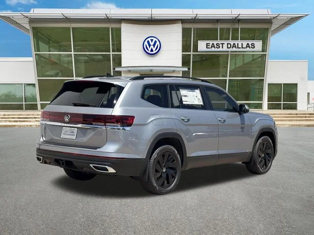 New 2026 Silver Volkswagen 2.0T SE w/Technology image 3