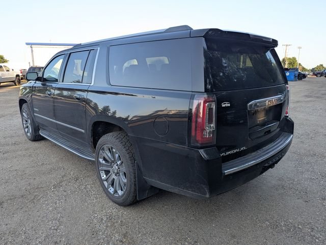 Used 2016  GMC Denali image 20