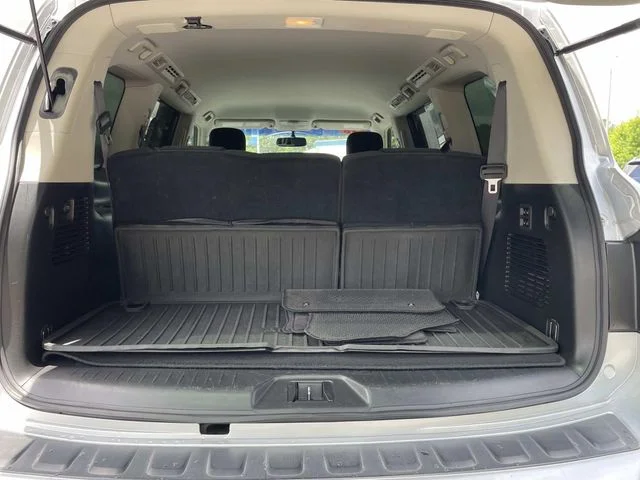 Used 2018 Silver Nissan SV image 8