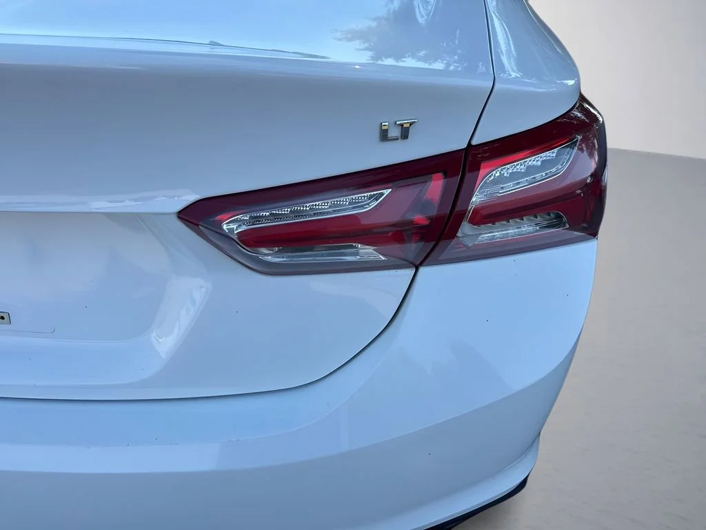 Used 2020 Summit White Chevrolet LT image 33