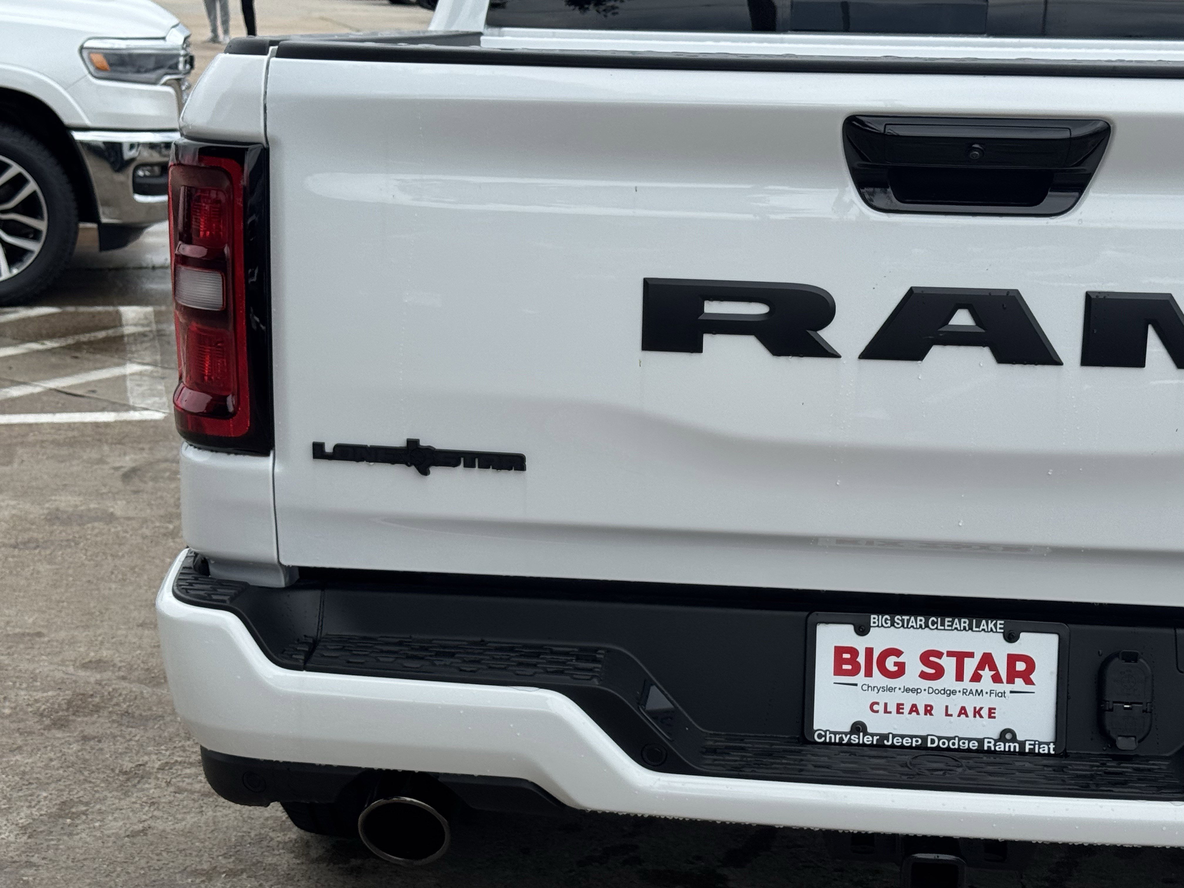 New 2026 Bright White Clear-Coat Exterior Paint RAM Lone Star image 10