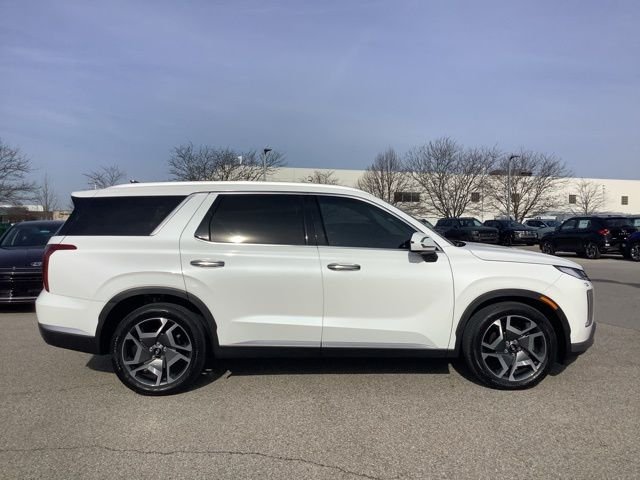 Certified Used 2023 White Hyundai SEL image 4