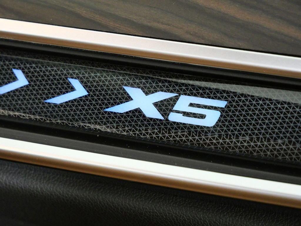 Used 2026 Brooklyn Grey Metallic BMW xDrive50e image 25