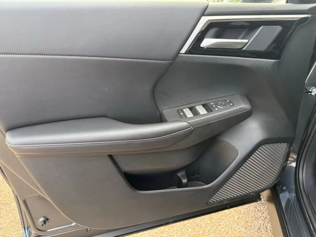 New 2026 Gray Nissan SL image 10