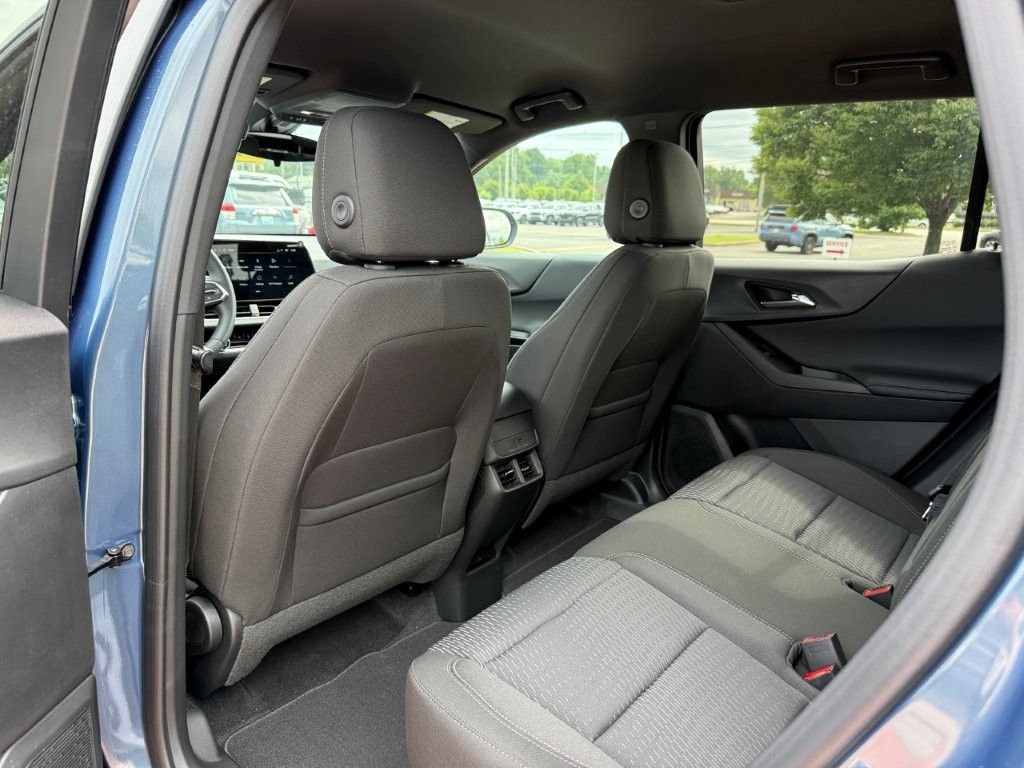 2027 Chevrolet Equinox LT - Photo 12