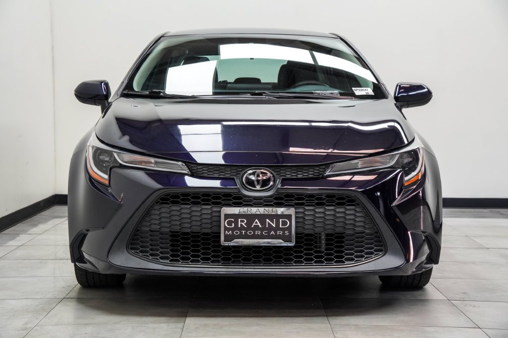 Used 2022 Black Toyota LE image 4
