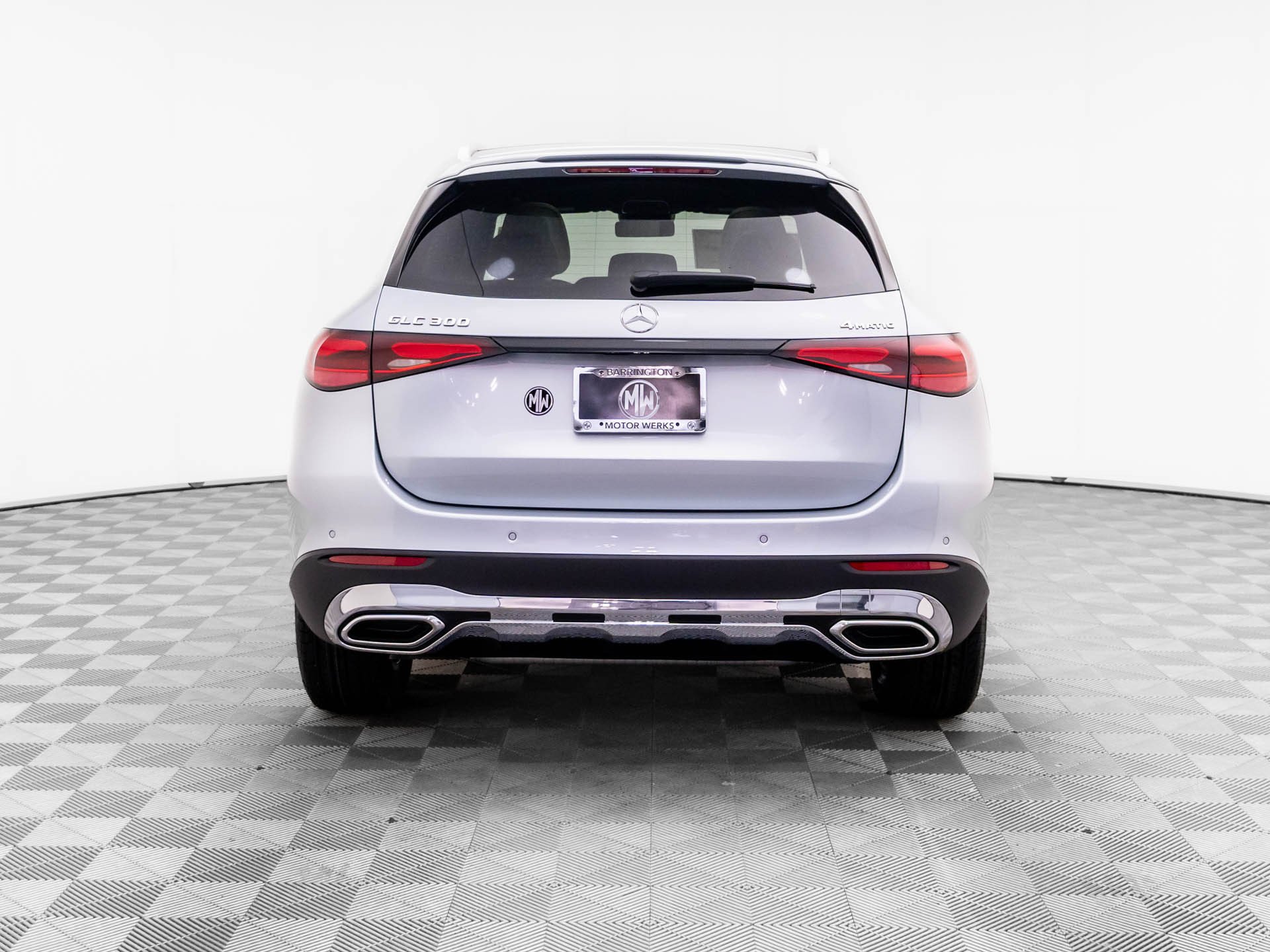 New 2026 Silver Mercedes-Benz GLC 300 image 41