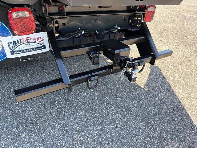 2025 Ford F-600 Super Duty Chassis Cab XL - Photo 39