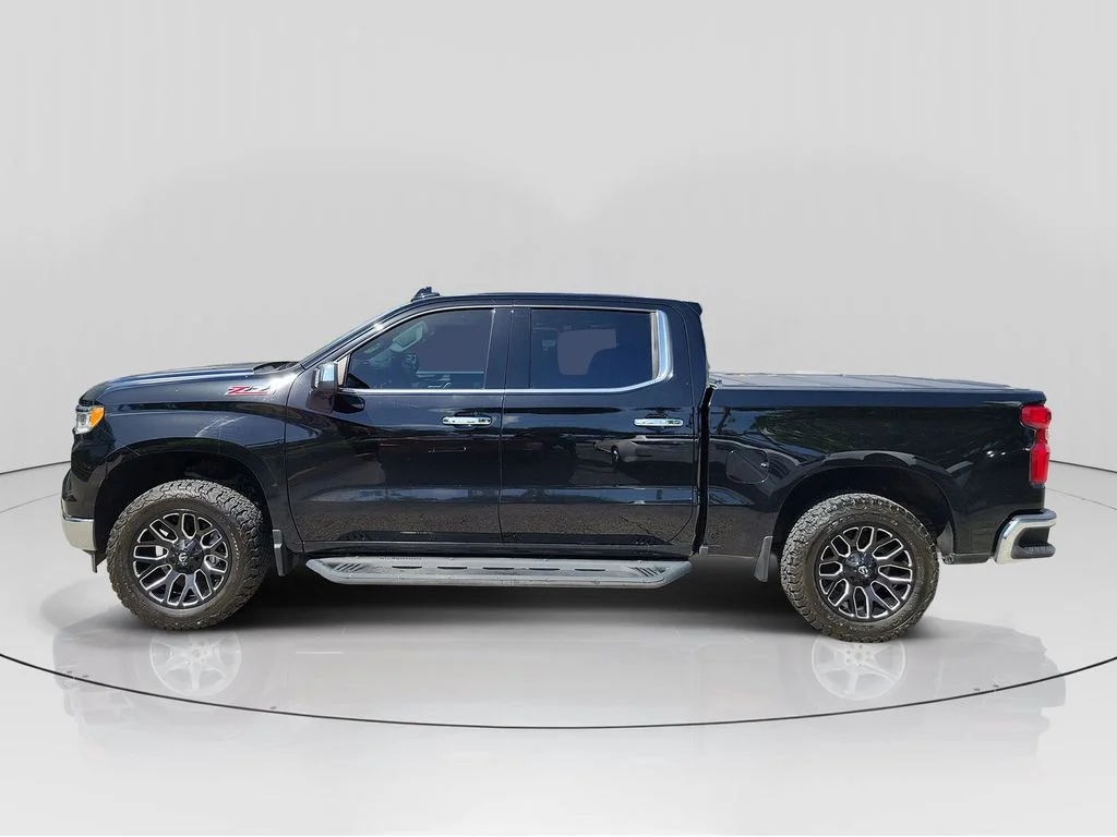 Used 2022 Black Chevrolet LTZ image 4
