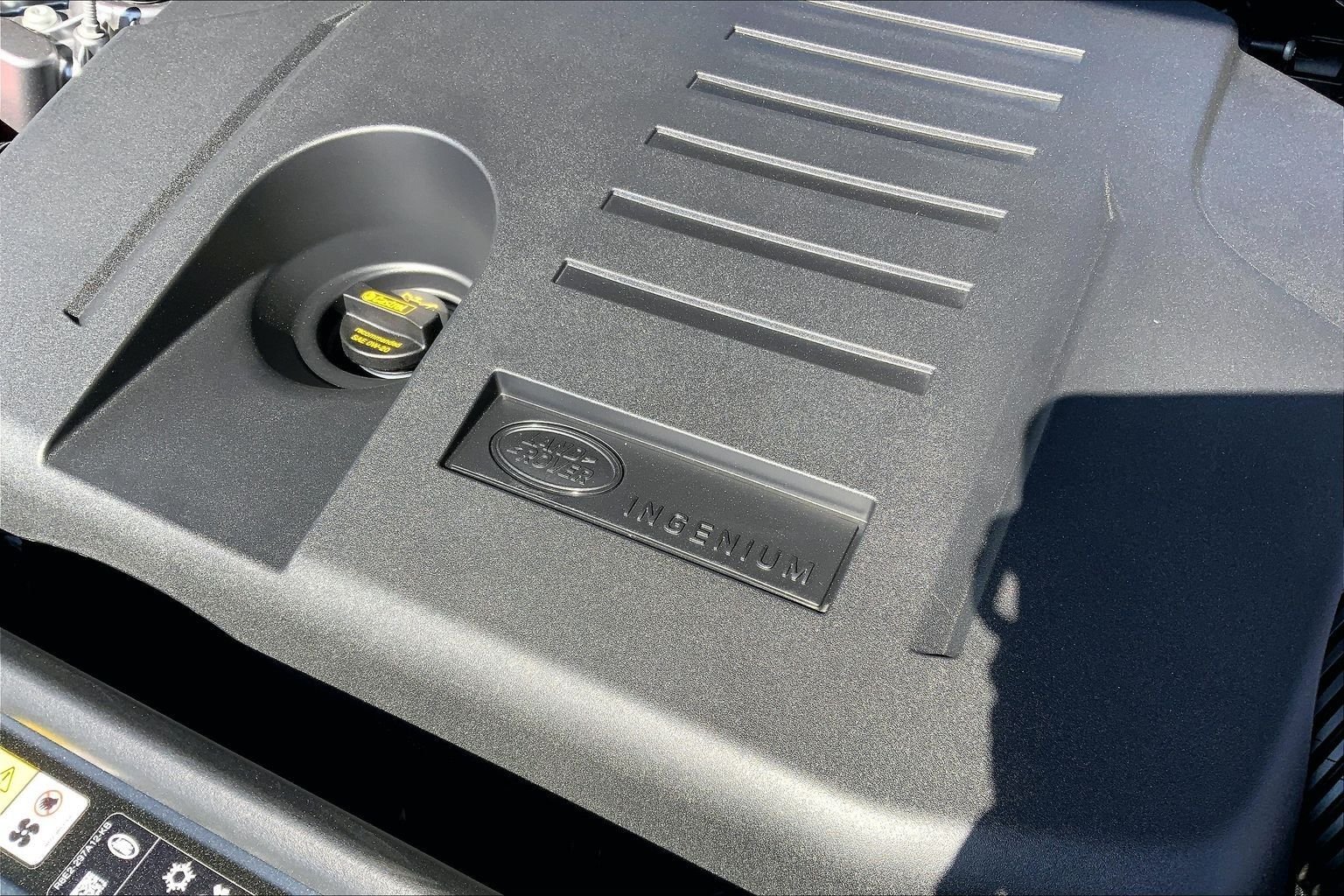 New 2026 Eiger Grey Land Rover SE 7 Seats image 17
