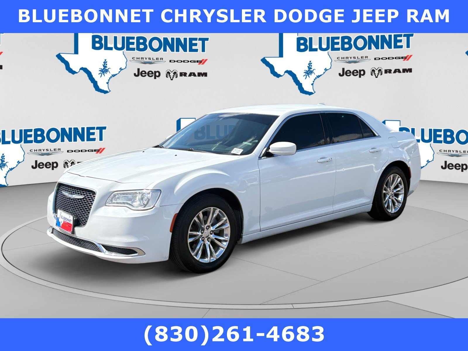 Used 2018 Bright White Clearcoat Chrysler Touring L image 1