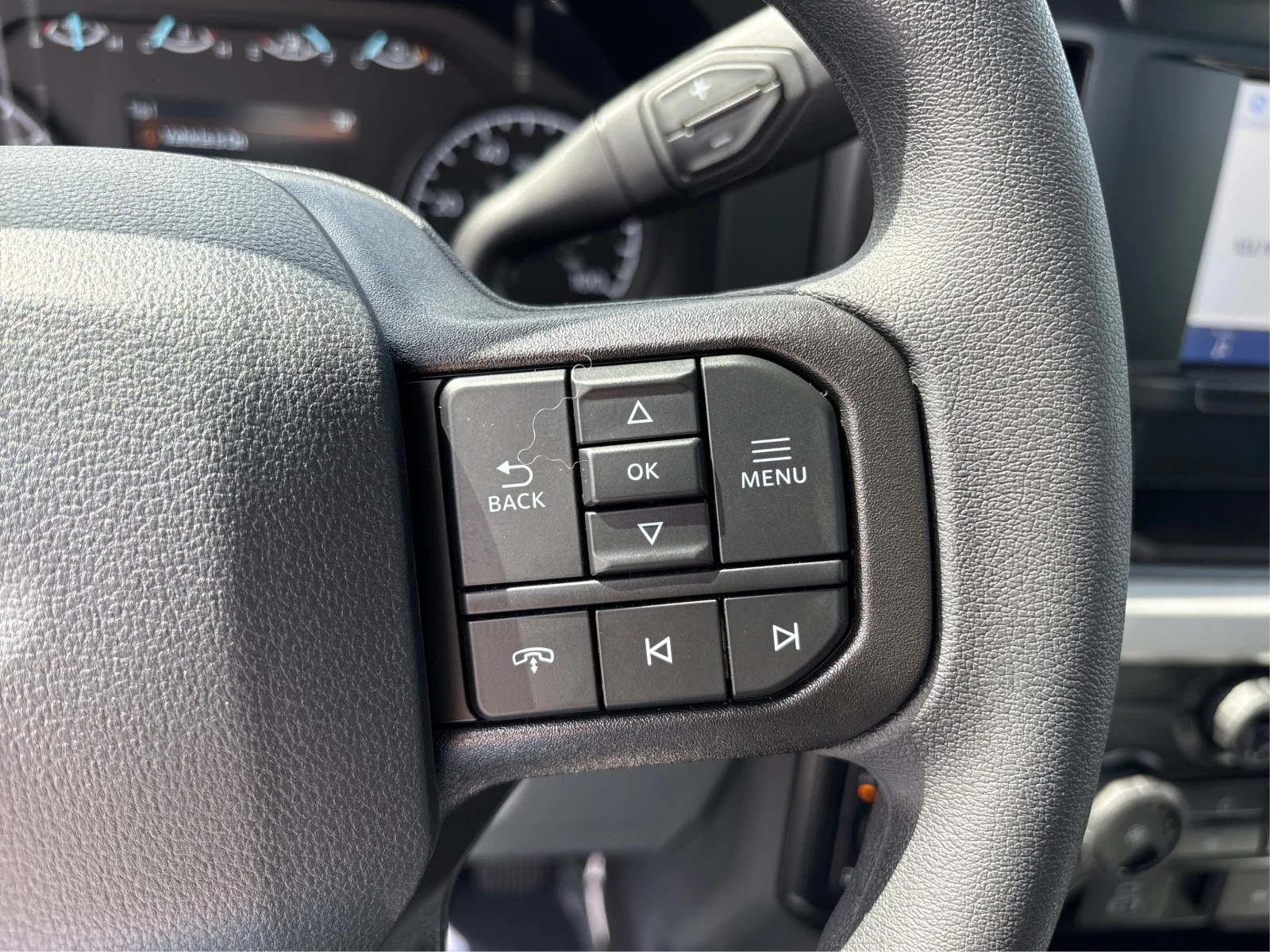 New 2026 Oxford White Ford F-250® XL image 21