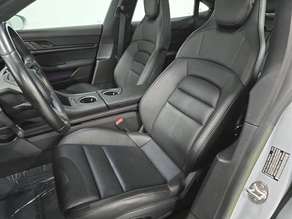 Certified Used 2023 Off-white Porsche Base image 5