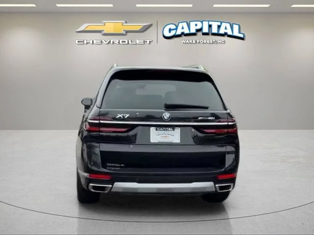 Used 2023 Black BMW xDrive40i image 4