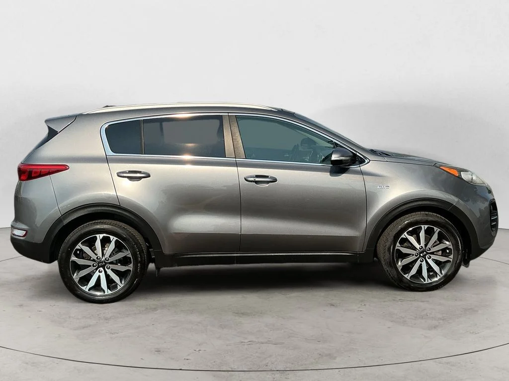 Used 2017 Silver Kia EX image 4