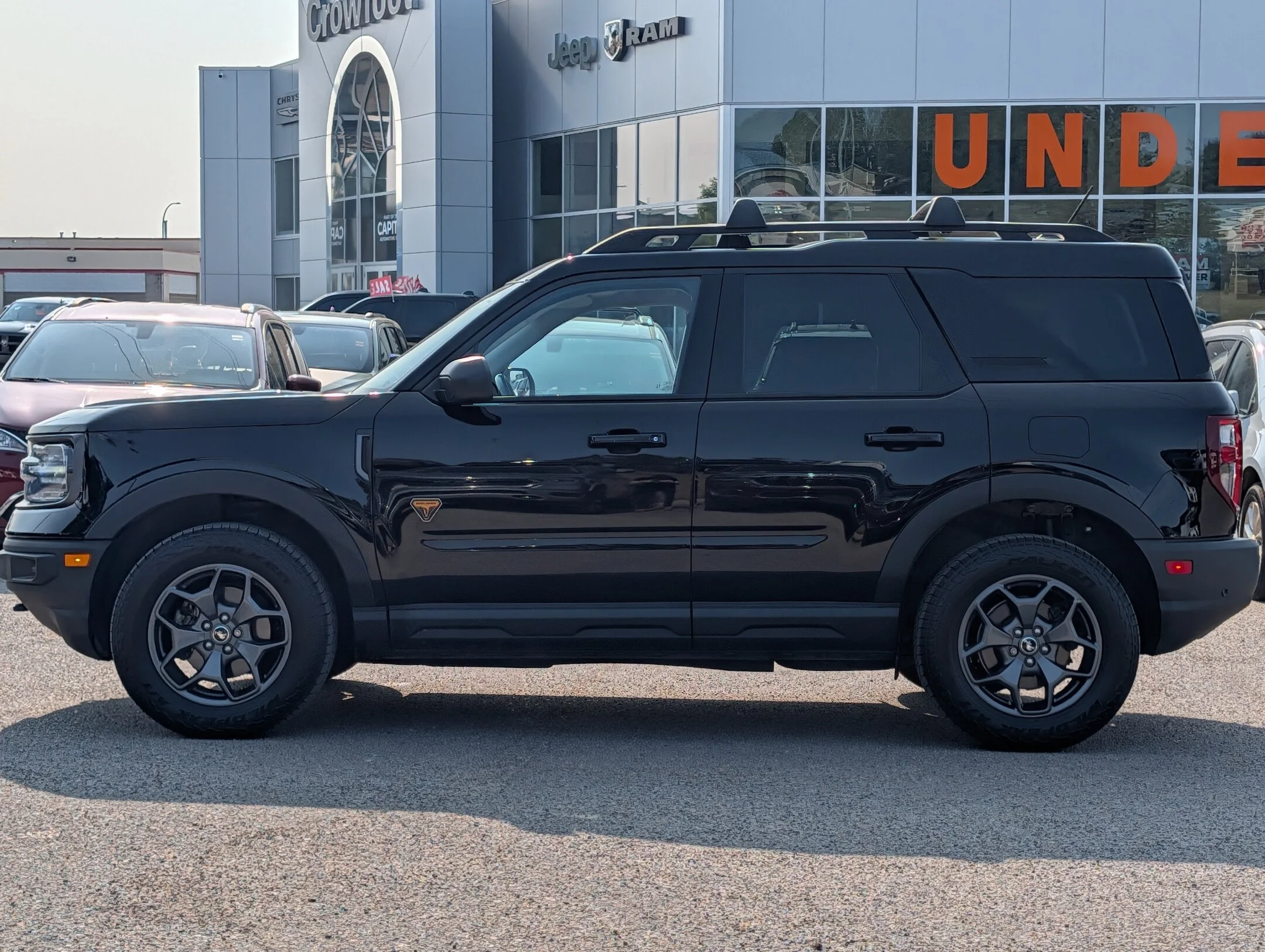 Used 2023 Black Ford Badlands - - 4x4 - Power Sunroof - Fordpass Connect - Back Up Cam - Premium Pkg & More! image 5
