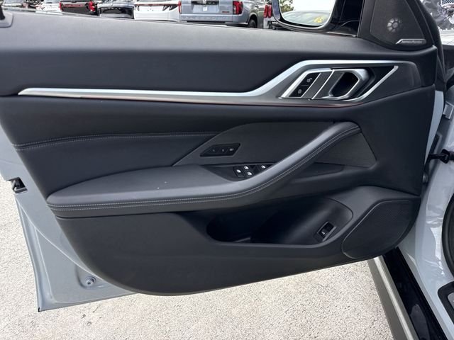 2024 BMW i4 M50 - Photo 13