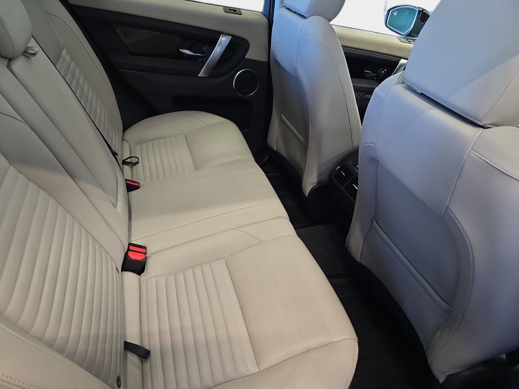 Certified Used 2025 Black Land Rover S image 13