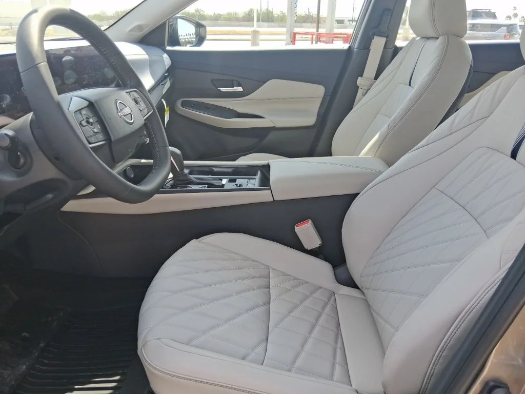 2026 Nissan Sentra SL - Photo 22