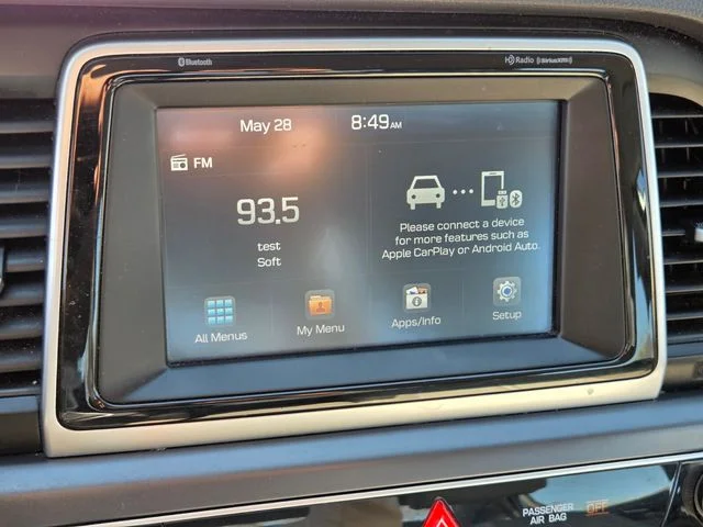 Used 2018 Silver Hyundai Limited image 19