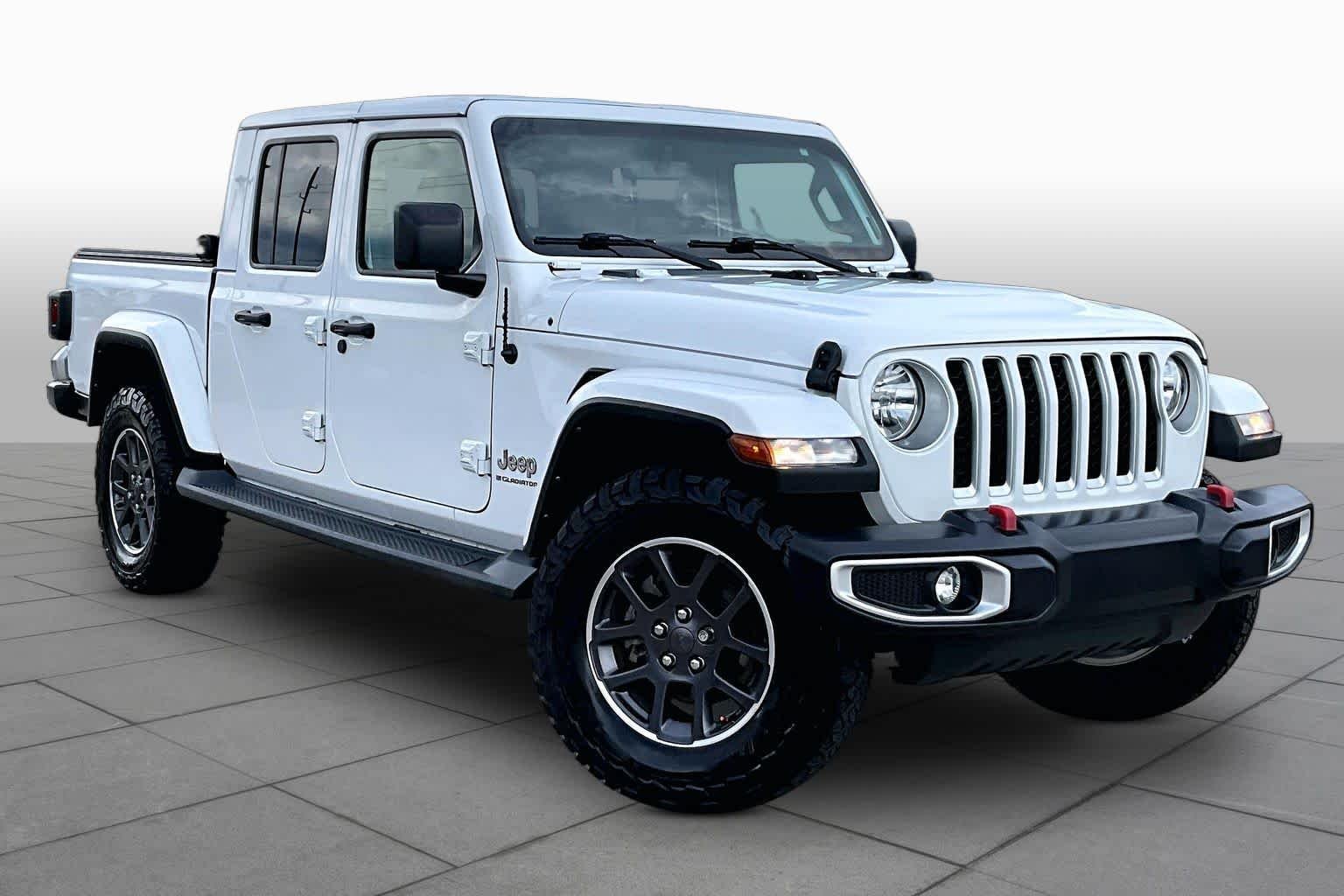 Used 2023 Bright White Clearcoat Jeep Overland image 3