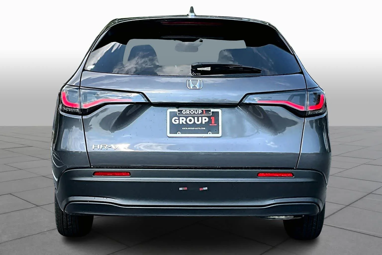 New 2026 Modern Steel Metallic Honda LX image 4