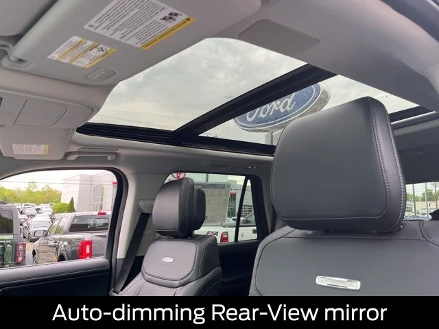 New 2026 Glacier Gray Metallic Tri-Coat Ford Platinum® image 34