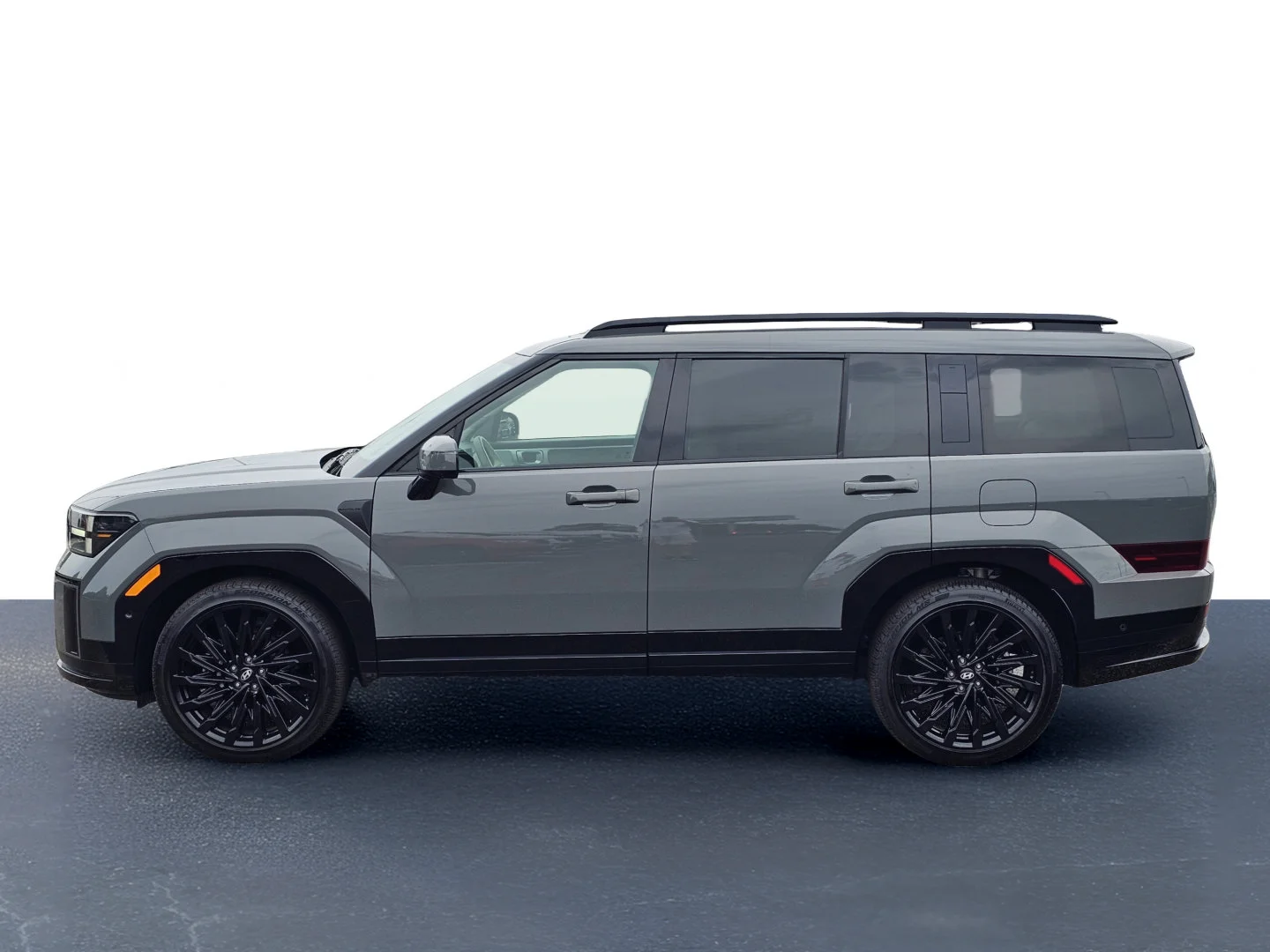 Used 2024 Hampton Gray Hyundai Calligraphy image 13